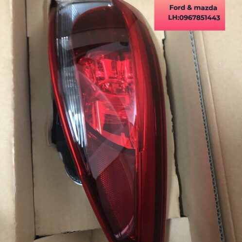 đèn-hậu-ngoài-mazda6-2017-2018-2019-GJA151150B-GJA151160B