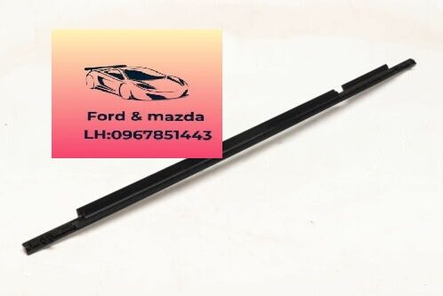 Nẹp chân kính cửa mazda 6 2014-2015-2016-2017-2018-2019-GHK150660E-GHK150670E,
