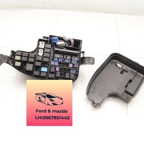 nắp cầu chì mazda 3 2015-2016-2017-2018-2019-B61S66760