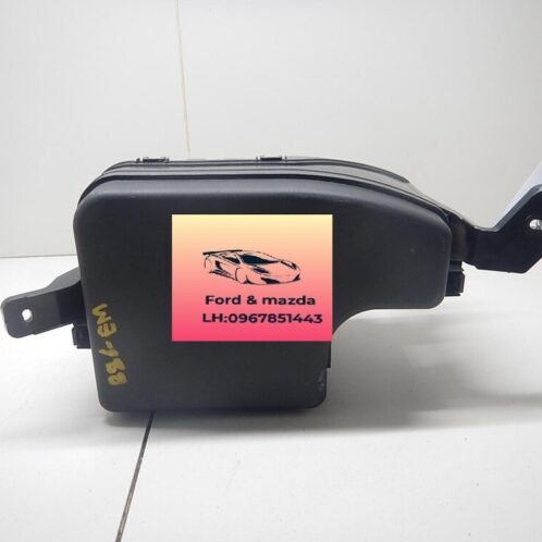 nắp cầu chì mazda 3 2015-2016-2017-2018-2019-B61S66760